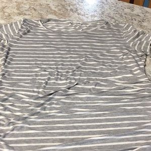 Maternity short sleeved tee, size XL